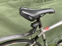 【中古/美品/引取歓迎】人気クロスバイク スペシャライズド/ specialized sirrus elite 2009年モデル　カーボンフォーク仕様 Lサイズ_画像6