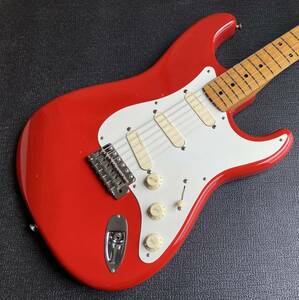 【中古】Fender Japan ST54-85LS Eシリアル レースセンサー シルバー トリノ・レッド