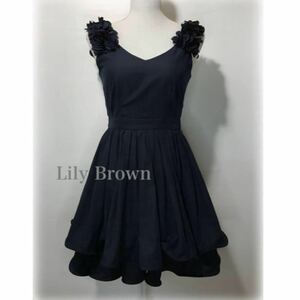 Lily Brown ドレス ワンピース