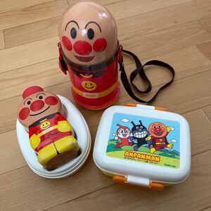 アンパンマン、水筒、お弁当箱