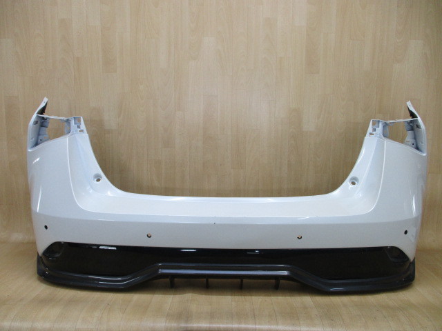 プリウス 50 純正 リアバンパーの値段と価格推移は?|795件の売買情報 ...