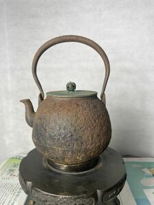 龍文堂 鉄瓶 銅蓋在銘　宝珠　丸型　煎茶道具 湯沸 