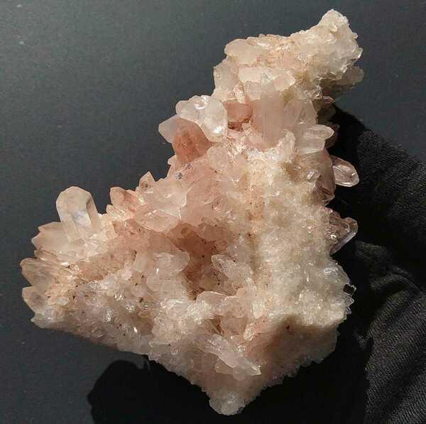 ②マニカラン水晶 クラスター 原石 ピンクマニカラン セルフヒールド 赤水晶 ピンククォーツ