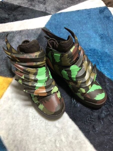 【JEREMY SCOTT】 ジェレミー・スコット カモフラージュ柄JS WINGS 3.0 SAUVAGE ハイカットスニーカー