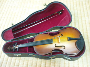 ■未使用に近い 1970年代 日本製 ケース付！木製 バイオリン型オルゴール『BLUE DANUBE（美しく青きドナウ）』 全長約25ｃｍ