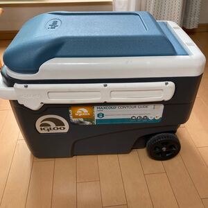 クーラーボックス IGLOO MAXCOLD 38L 大容量 キャスター付き