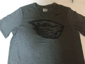 USA購入 レアもの NIke社製 USカレッジ オレゴン州立大ビーバーズ【OREGON STATE BEAVERS】チームマスコット プリントT US L D-GRAY