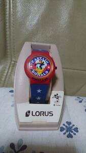  rare *LORUS! wristwatch! Disney! Donald! Mickey! character! wristwatch! case attaching! miscellaneous goods!s1