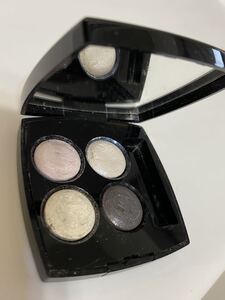 CHANEL LES 4 OMBRES レキャトルオンブル シャネル 24 INTERFERENTIELS アイシャドウ 残量多め　定形外発送140円