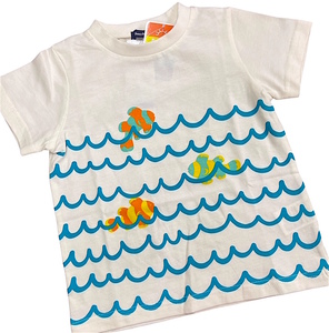 即決★新品タグ付 Moujonjon ムージョンジョン★海シリーズ 波と魚柄 半袖Tシャツ★UVカット加工 クール素材★120cm 7-8才 ￥1650