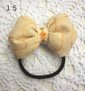 刺繍のリボンヘアゴム