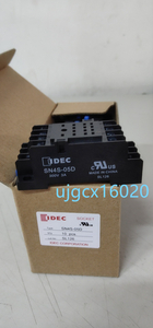 10個入り 新品★ IDEC製 表面接続ソケット SN4S-05D