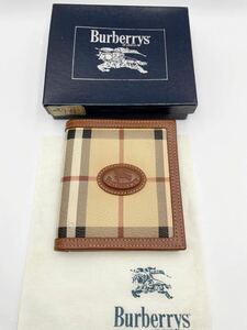 バーバリー　パスケース　ブラウン×チェック　PVC 極美品　メンズ　レディース　名刺入れ　定期入れ　カードケース BURBERRY 二つ折り財布