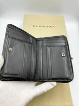 バーバリー　ロンドン　二つ折り財布　ブラック×チェック　PVC 極美品　ラウンドファスナー　コインケース　メンズ　レディース_画像3