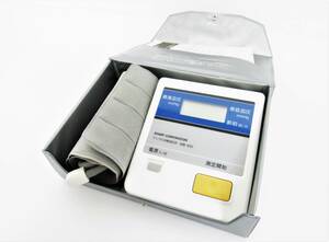 動作品 SHARP デジタル血圧計 MB-651 シャープ 箱 説明書付き 電池式 健康 Sphygmomanometer 測定器