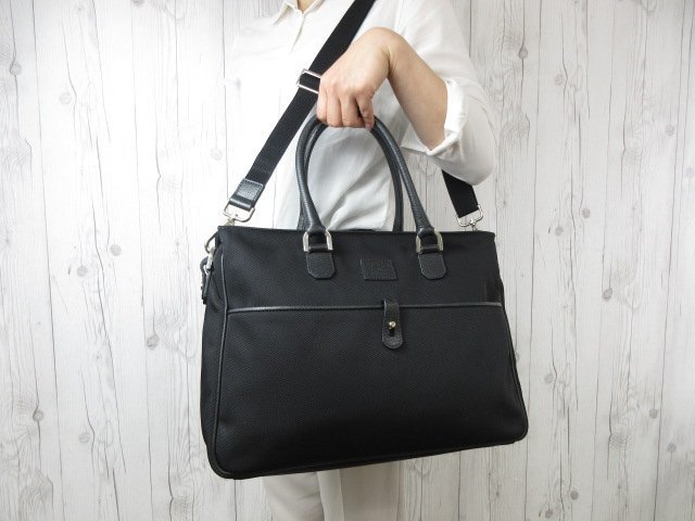 【開店記念セール！】 正規品☆フルラ　パイパー　2wayバッグ　キャンバス　黒　バッグ　財布　小物 ハンドバッグ