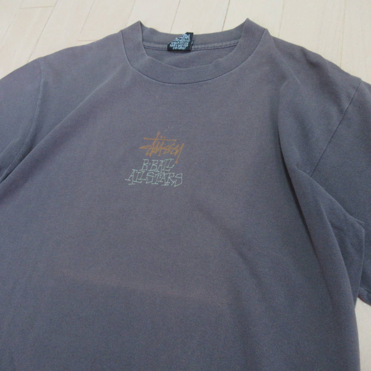 ヤフオク! -「old stussy tシャツ m」(ブランド別) の落札相場・落札価格