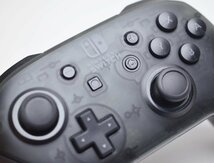 良品 任天堂 ニンテンドースイッチ プロ コントローラー プロコン HAC-013 ブラック NINTENDO SWITCH Pro_画像5