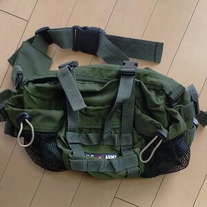 ウエストバッグ