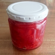 ジャム（手作りジャム）　　りんごラズベリージャム　２００ｇ　　低糖度、保存料なし