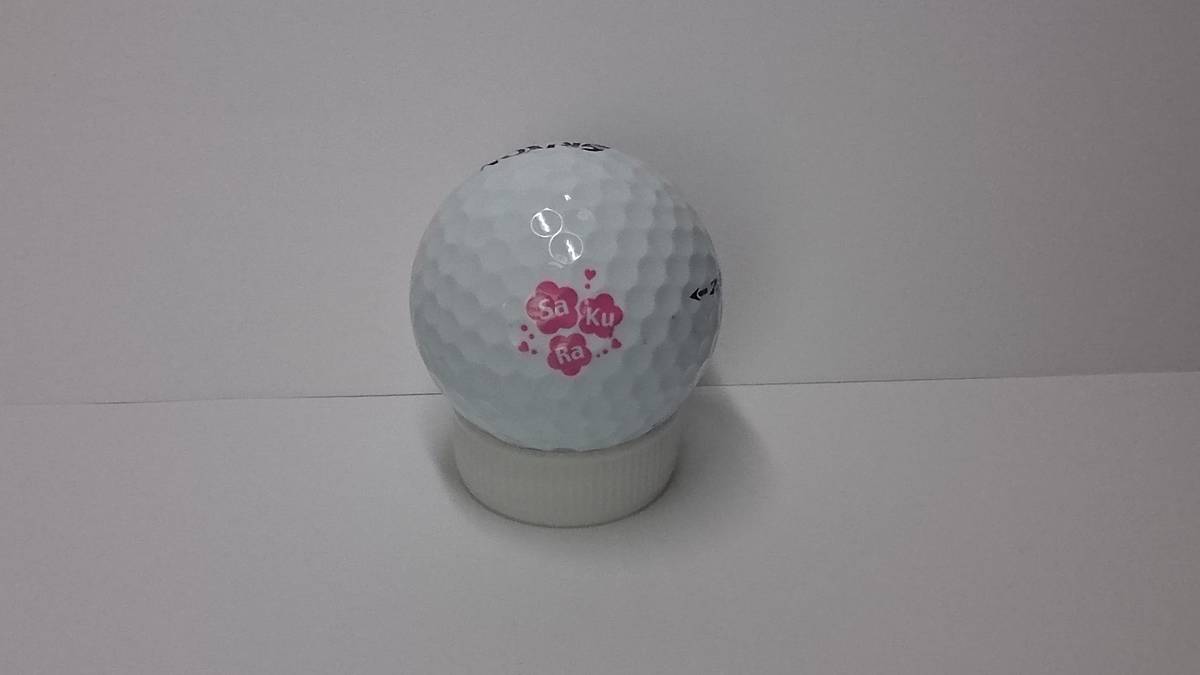 横峯さくらさんのプロ初年度のトーナメント実使用直筆サイングローブ