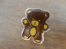 フランス☆古いピンズ 【LES S.P.A. DE FRANCE】 ピンバッジ PINS ピンバッチ くま クマ 熊 クレープ屋_画像2