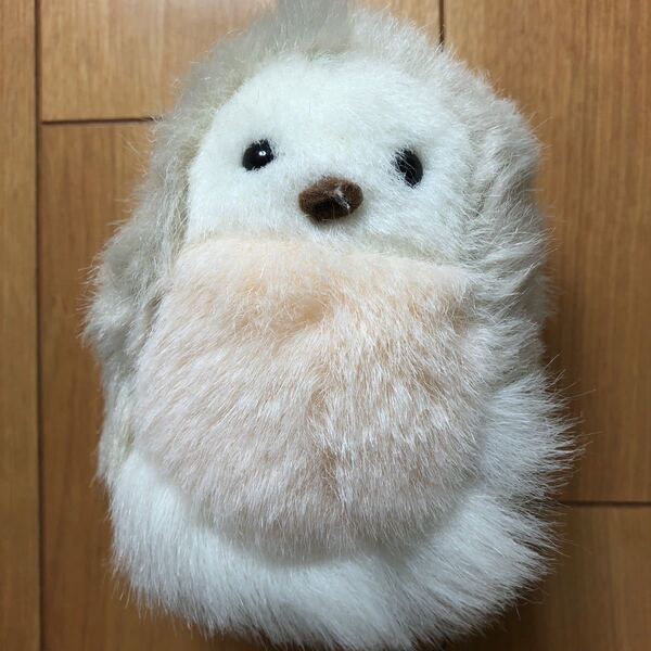 可愛いフクロウのぬいぐるみ