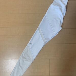 alo yoga レギンス