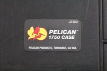 〇 PELICAN 1750 ハードケース 防塵 防水 ペリカンケース ライフル プロテクターケース キャスター付き ペリカン 【現状品】_画像2