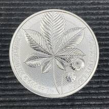 K05025 ドイツ造幣局発行 CHESTNUT LEAF 5 mark 1 oz 9999 fine silver 2021 _画像1