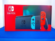 1円～【未使用】Nintendo Switch 本体 [Joy-Con(L) ネオンブルー/(R) ネオンレッド]①（8290）_画像1