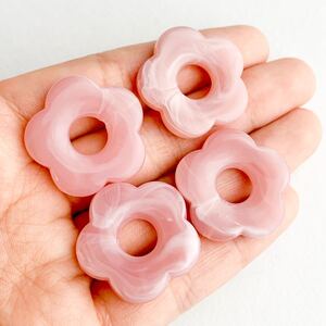 No.27《4つ》デイジーパーツ 1つ穴 ビーズ 27mm マーブルピンク 韓国