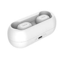 ☆最安値 QCY ワイヤレスイヤホン Bluetooth 5.0 ヘッドセット 自動ペアリング Hi-Fi 高音質 収納ケース 小型 軽量 iPhone Android _画像4