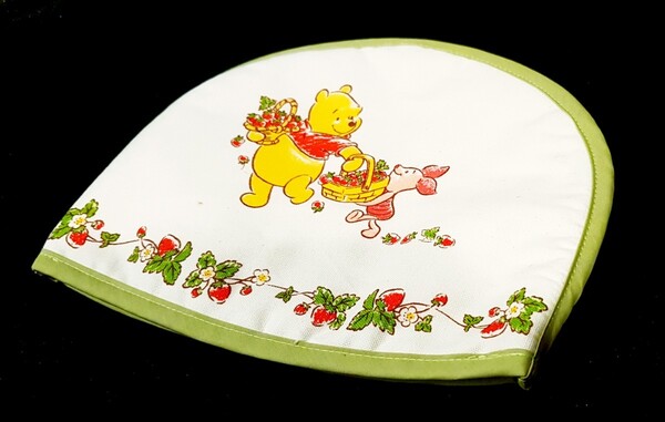 新品未使用■ディズニーDisneyくまのプーさんティーポットカバー♪