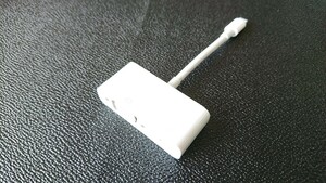 Apple 純正 MD825AM/A Lightning VGA アダプタ 映像 アダプターiPhone iPad ①