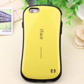 黄色 iFace iPhone7/8/SE2用 ケース First Class ハードケース アイフォン 耐衝撃 落下防止 ストラップ穴付き 箱付き