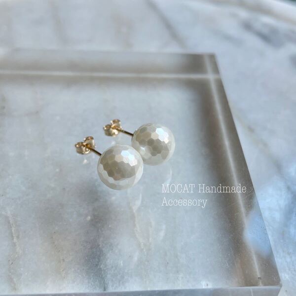 14kgf ミラーボールカット シェルパールピアス