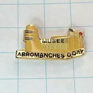 送料無料)アロマンシェ 旅行 観光記念 フランス輸入 アンティーク ピンバッジ PINS ピンズ A08690