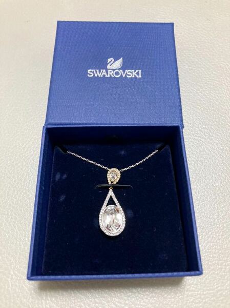 送料無料　新品　未使用　スワロフスキー　Swarovski Swinging　ネックレス　ティアドロップ　ペンダント　箱付き