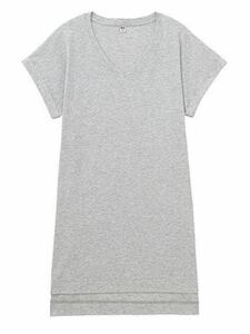 ユニクロ ロングVネックT グレー Sサイズ 半袖Tシャツ