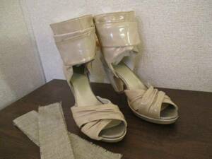 WANO NANO( Himiko ) beige imitation leather sandals USED)51817