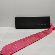 未使用品 BVLGARI ブルガリ ネクタイ セッテピエゲ ヨット柄 シルク100％ ピンク イタリア製 タグ付き 大判 箱入り _画像3