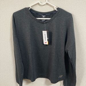 新品未使用タグ付き new balance ニューバランス 長袖Tシャツ Mサイズ グレー