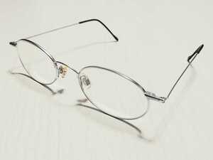新品　メガネ　眼鏡　高級感　オシャレ　上品　フルリム　オーバル　メタリック　シルバー色　軽い