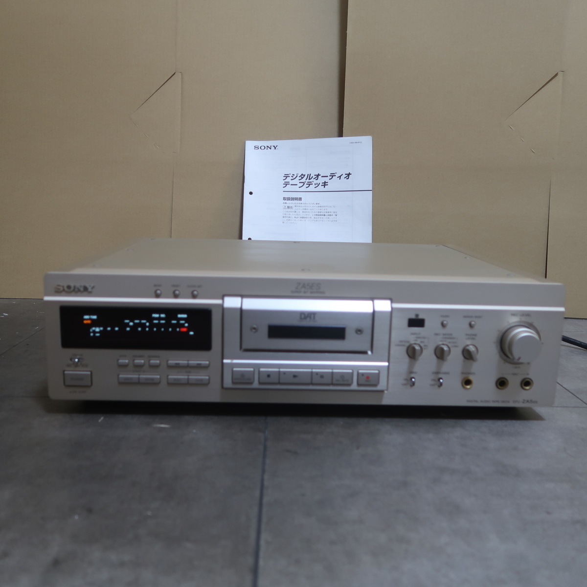 SONY DTC-ZA5ES デジタルデッキ 中古品 ゴールド