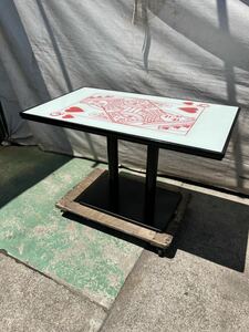 ダイニングテーブル カフェテーブル 店舗什器 台 ガラストップ オシャレ トランプ柄 ハート クイーン Q