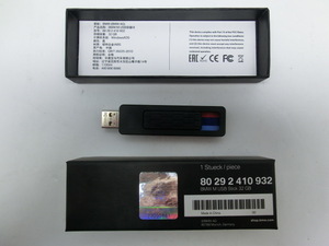 BMW 純正アクセサリー BMW M USB STICK (32GB) メモリースティック