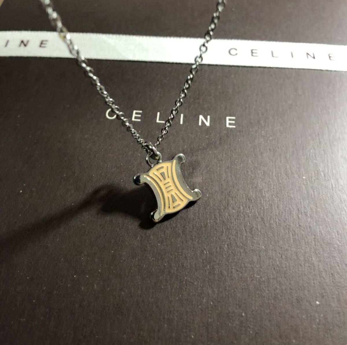 CELINE ロゴ刻印 シルバーチャーム ネックレスチェーン