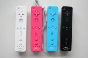 Wiiリモコンまとめて4個セット リモコンプラスシロクロ/ピンク/アオ 任天堂純正/動作品