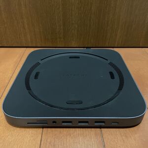 Satechi Type-C アルミニウム スタンド & ハブ Mac mini